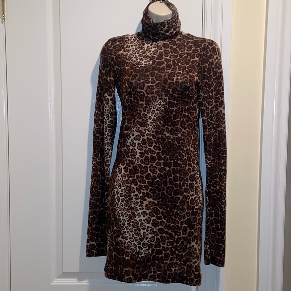Lightweight animal print little dress - Picture 11 of 11